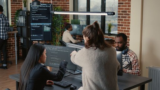 Código seguro: el cuidado de su desarrollo 1 Modelos de desarrollo de software